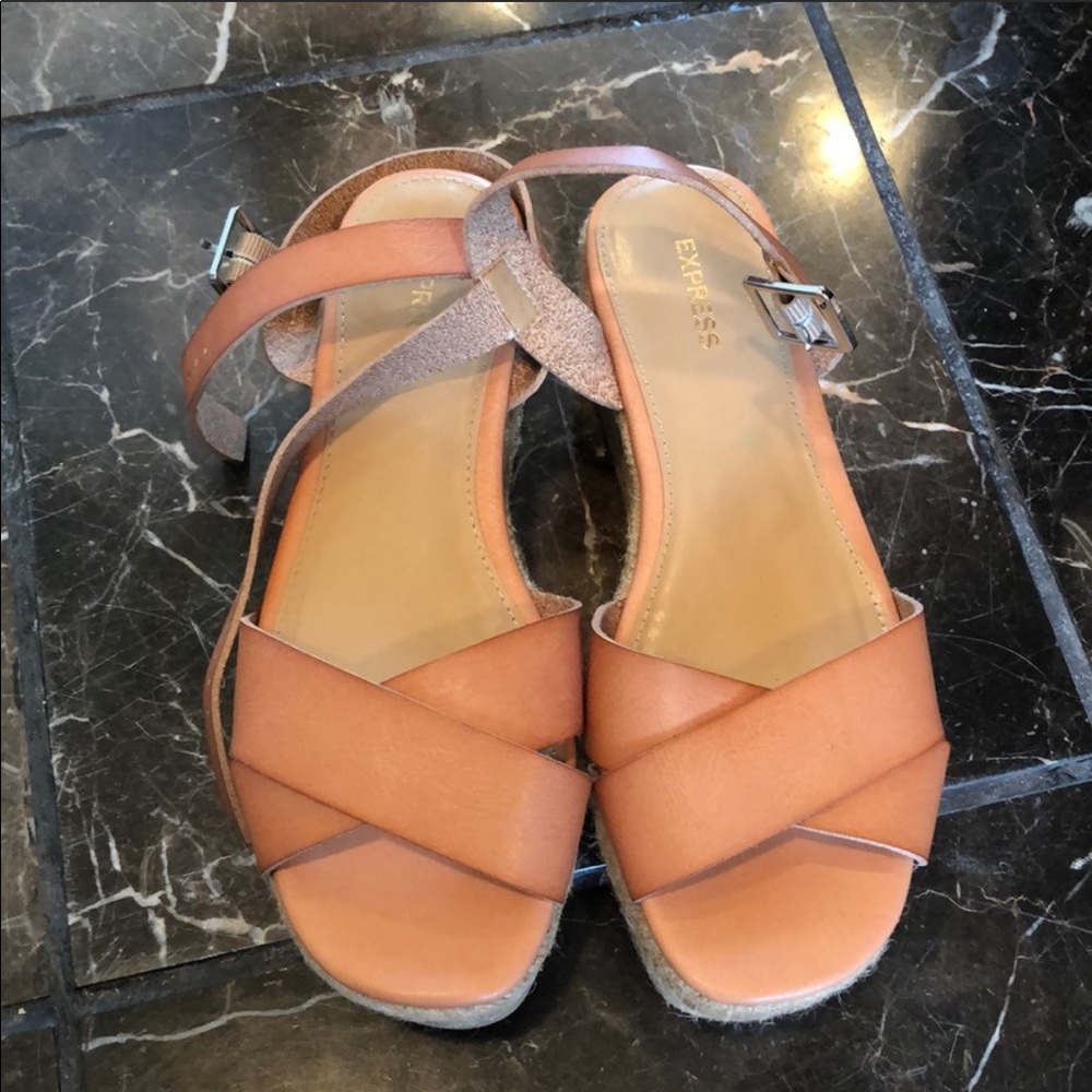 EXPRESS leather platform sandals